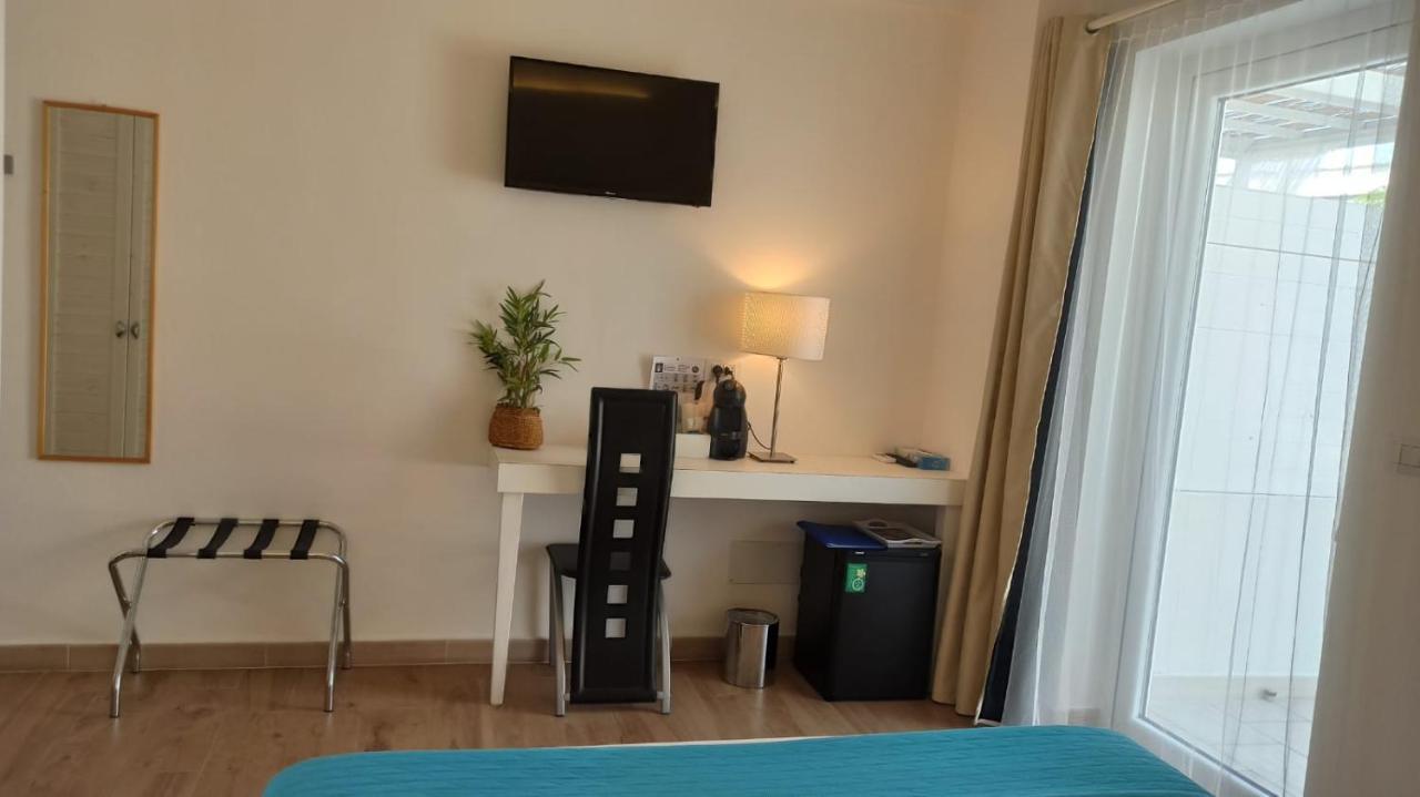 B&B Suites Via Del Mare Presicce Extérieur photo