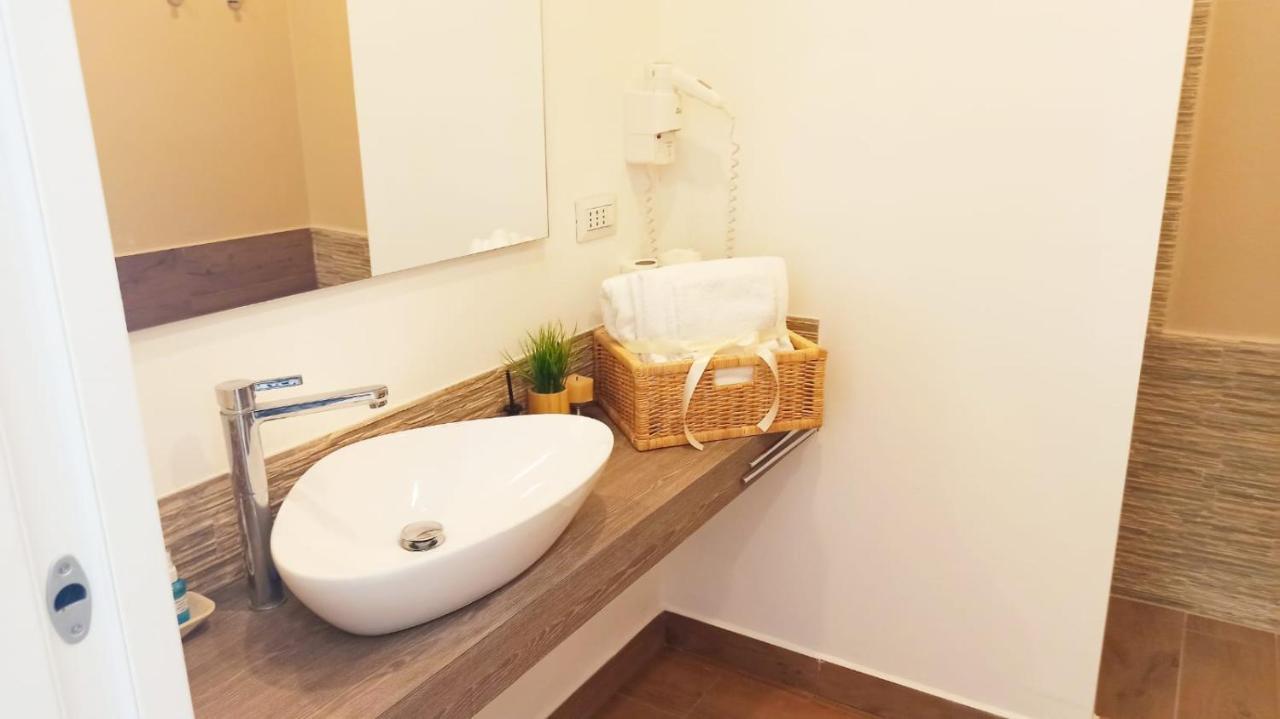 B&B Suites Via Del Mare Presicce Extérieur photo